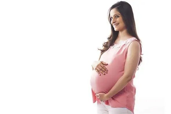 5 Effective Home Remedies To Stop Vomiting During Pregnancy