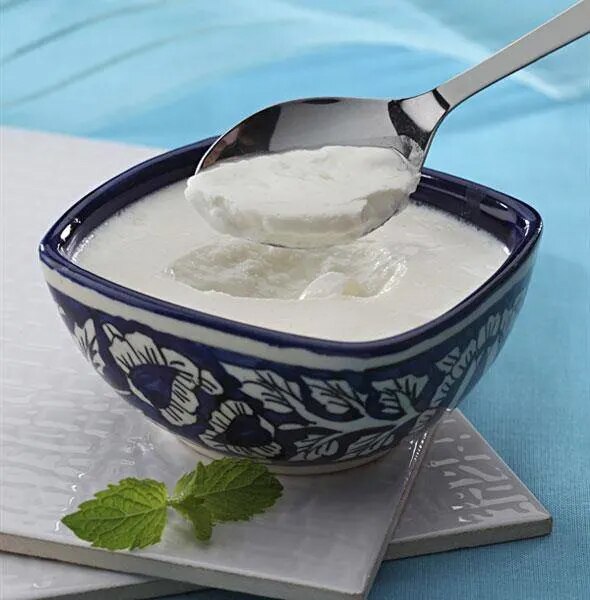 Learn 5 Amazing Curd Face Packs To Pamper Your Skin A Little More