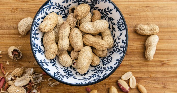 Peanuts for Weight Loss: Are They Beneficial?