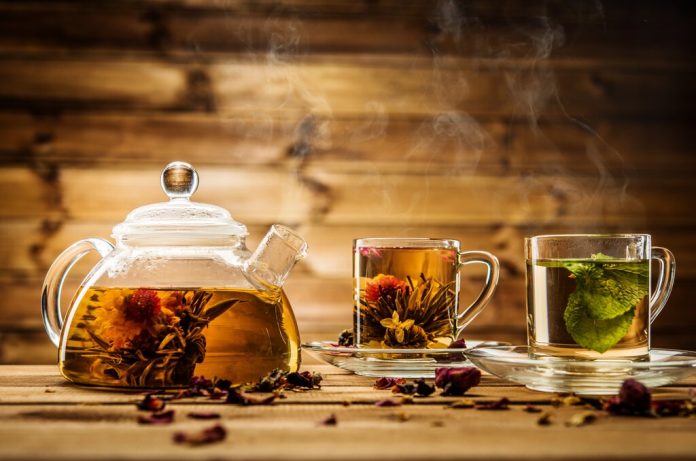 9 Herbal Tea Benefits and Best Types of Herbal Tea to Drink – Recipes.net